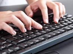 متون ساده و یا دارای شکل یا نمودار و فرمول و جدول را تایپ کنم.